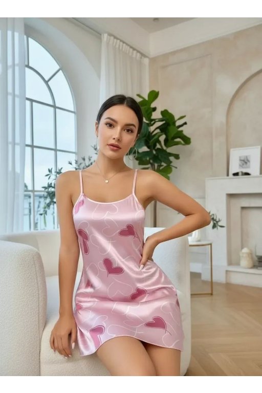 Kadın Pembe Saten Gecelik Fuşya Kalp Desenli Askılı İnce Askılı Şık Kadın Geceliği Özel Tasarım